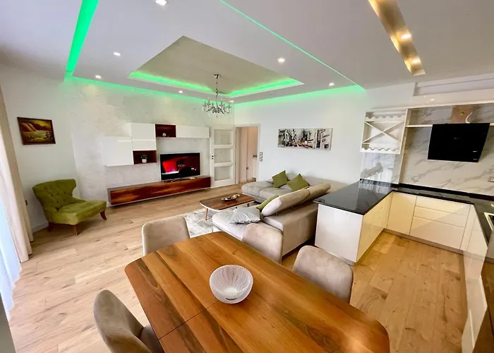 아파트 Queen's Luxury